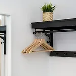 Host & Stay - The Roscoe Carriage House